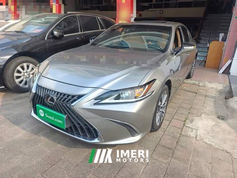 2022 Lexus ES 200 Luxury - ავტომობილი ჩინეთიდან