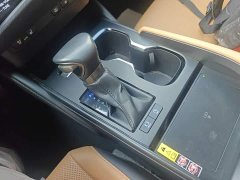 Lexus ES 200 Luxury - ფოტო 13