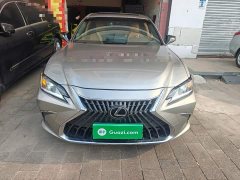 Lexus ES 200 Luxury - ფოტო 2