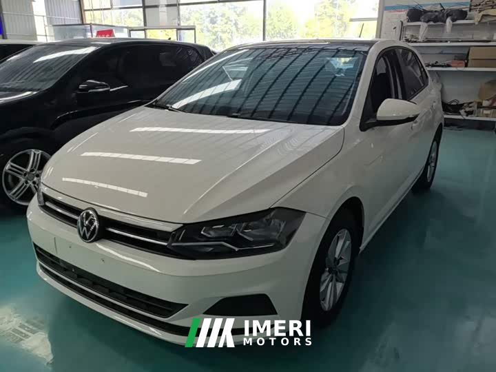 Volkswagen Polo Plus 1.5L Automatic Panoramic Comfort Edition - ავტომობილი ჩინეთიდან