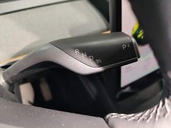Tesla Model Y Rear-Wheel Drive - ფოტო 13