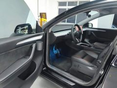 Tesla Model Y Long Range All-Wheel Drive - ფოტო 15