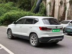 Volkswagen Jetta VS5 280TSI Manual Entry-level Pro - ფოტო 4
