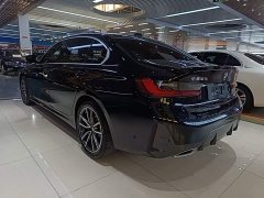 BMW 3 Series 325Li M Sport Package - ფოტო 4
