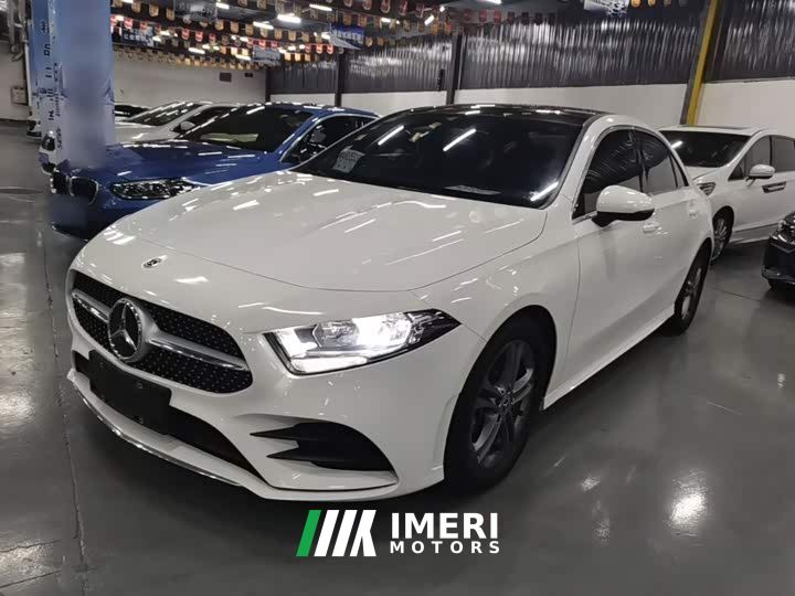 Mercedes-Benz A-Class Facelift A 180 L Sport Sedan