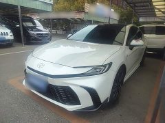 Toyota Camry Hybrid 2.0HS Sport Edition - ფოტო 1