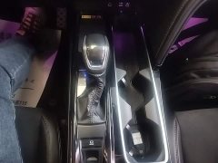 Toyota Camry Hybrid 2.0HS Sport Edition - ფოტო 13