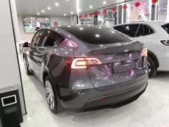 Tesla Model Y 2022 Facelift Rear-Wheel Drive - ფოტო 4