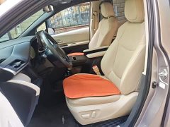 Toyota Sienna 2021 2.5L Hybrid Luxury - ფოტო 14