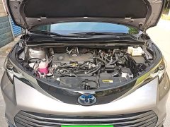Toyota Sienna 2021 2.5L Hybrid Luxury - ფოტო 19