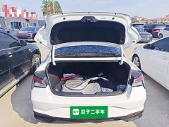 Hyundai Elantra 1.5L CVT Luxury - ფოტო 18