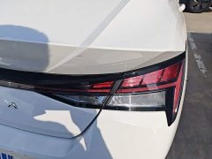 Hyundai Elantra 1.5L CVT Luxury - ფოტო 7