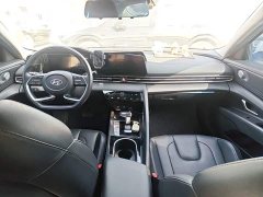 Hyundai Elantra 1.5L CVT Luxury - ფოტო 9