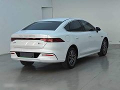 BYD Qin PLUS Glory Edition EV 420KM Leading - ფოტო 6