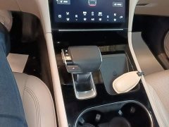 Li Auto ONE Extended Range 6-Seater - ფოტო 13