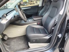 Tesla Model Y Rear-Wheel Drive - ფოტო 14