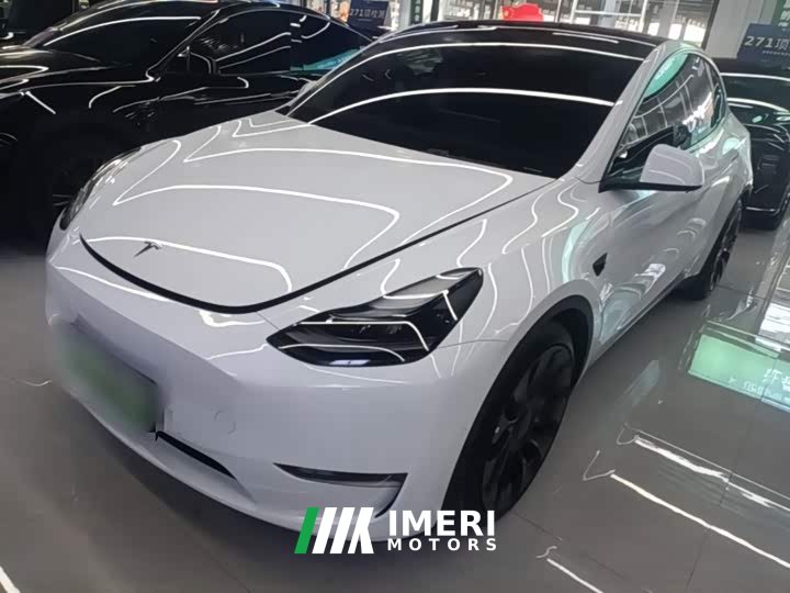 Tesla Model Y Performance All-Wheel Drive