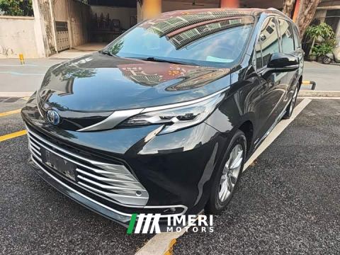 2022 Toyota Sienna 2.5L Hybrid Platinum Edition