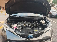 Toyota Sienna 2021 2.5L Hybrid Platinum Edition - ფოტო 19