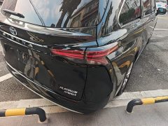 Toyota Sienna 2021 2.5L Hybrid Platinum Edition - ფოტო 7