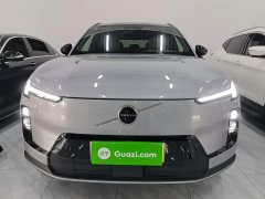 Volvo XC70 Plug-in Hybrid 2026 AWD Extended Range Plus - ფოტო 2