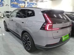 Volvo XC70 Plug-in Hybrid 2026 AWD Extended Range Plus - ფოტო 4