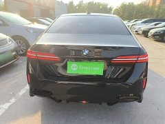 BMW 5 Series 525Li M Sport Package - ფოტო 5