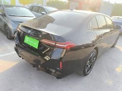 BMW 5 Series 525Li M Sport Package - ფოტო 6
