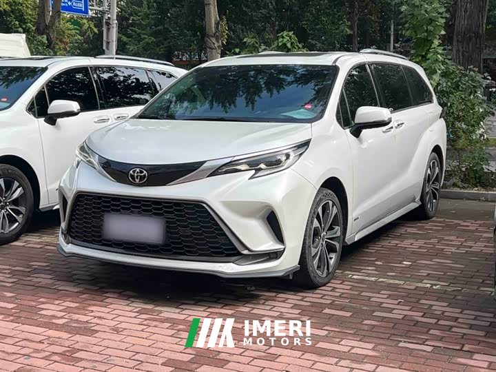 Toyota Grevias 2.5L Hybrid Premium Plus Edition - ავტომობილი ჩინეთიდან