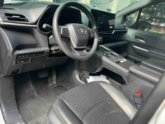 Toyota Grevias 2.5L Hybrid Premium Plus Edition - ფოტო 10