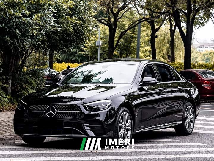 Mercedes-Benz E-Class Facelift E 300 L Sport Fashion Edition