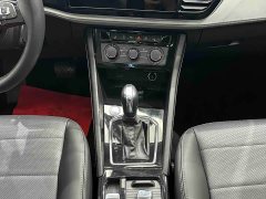 Volkswagen Jetta VS7 280TSI Automatic Entry-Level - ფოტო 11