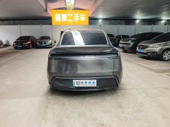 Tesla Model Y Rear-Wheel Drive - ფოტო 7