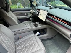 NIO ES8 Six-Seat Executive Luxury Edition - ფოტო 6