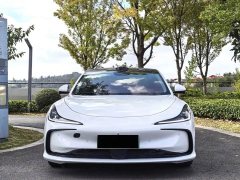 IM Motors Zhiji L6 Max Standard Edition - ფოტო 2