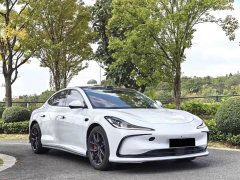 IM Motors Zhiji L6 Max Standard Edition - ფოტო 3