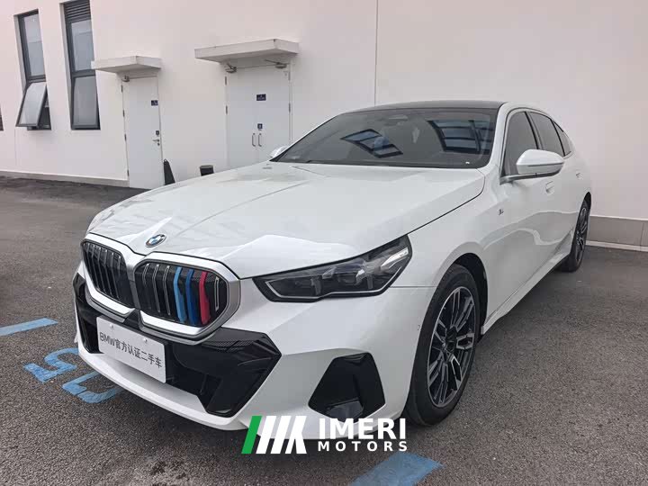 BMW 5 Series 525Li M Sport Package - ავტომობილი ჩინეთიდან