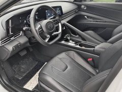 Hyundai Elantra 1.5L CVT Luxury - ფოტო 6