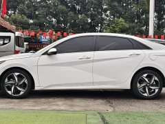 Hyundai Elantra 1.5L CVT Luxury - ფოტო 8