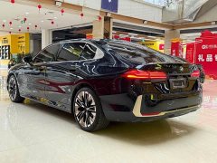 BMW 5 Series 530Li Luxury Edition Premium Package - ფოტო 14