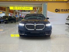 BMW 5 Series 530Li Luxury Edition Premium Package - ფოტო 2