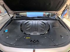 FAW Red Flag H9 3.0T Smart Connected Flagship Four-Seater - ფოტო 6