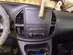 Mercedes-Benz Vito 2.0T Elite 9-Seater - ფოტო 9