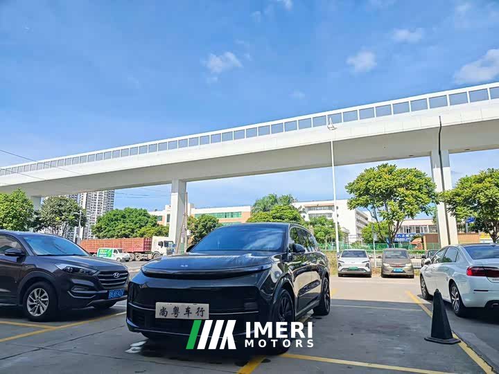 Li Auto L8 Pro - ავტომობილი ჩინეთიდან