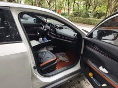 Changan UNI-V 1.5T Premium - ფოტო 19