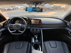 Hyundai Elantra 2023 1.5L CVT GLX Elite - ფოტო 11