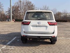 Toyota Land Cruiser (Imported) 4.0L GXR - ფოტო 4
