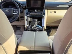 Toyota Land Cruiser (Imported) 4.0L GXR - ფოტო 6