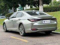 Lexus ES 200 Premium Edition - ფოტო 4