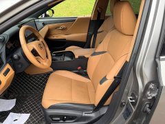 Lexus ES 200 Premium Edition - ფოტო 8